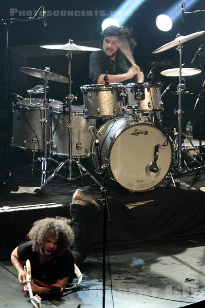 WOLFMOTHER - 2010-01-25 - PARIS - Le Bataclan - 